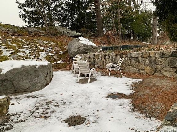 3rd image of 25 Evergreen Road