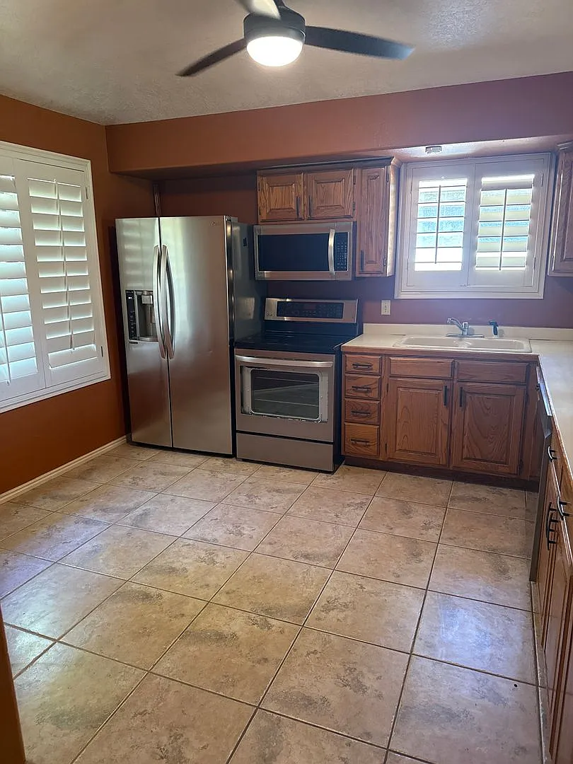 Building Photo - 875 Rio Virgin Dr #210