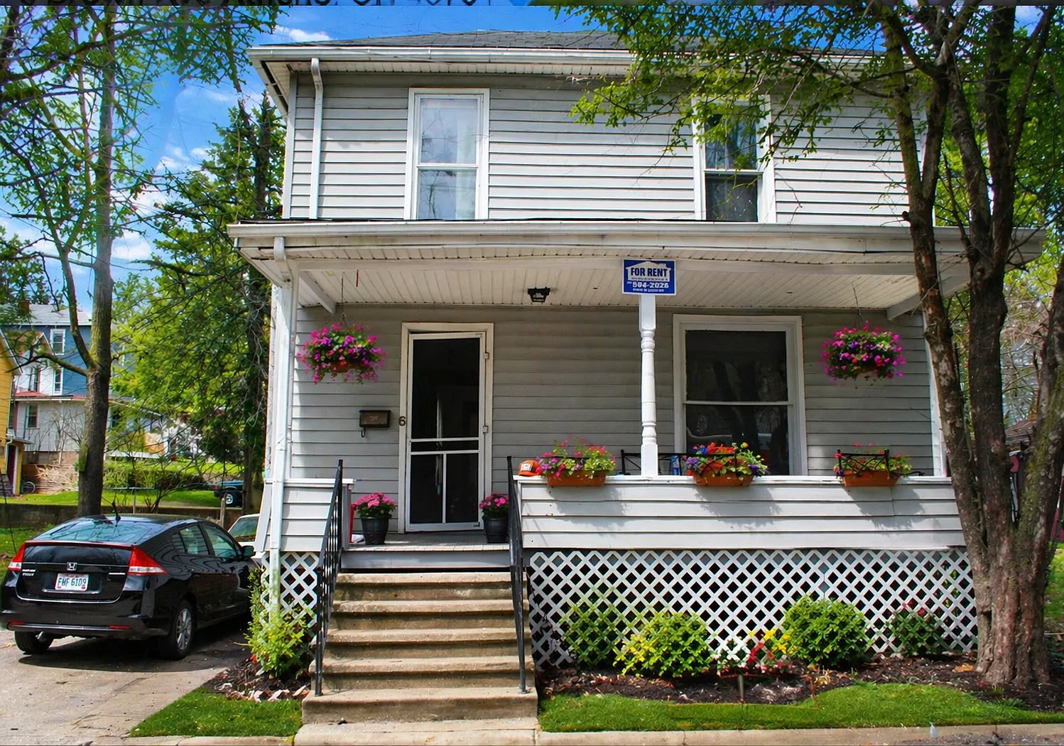6 Brown Avenue - Single House — Photo 1