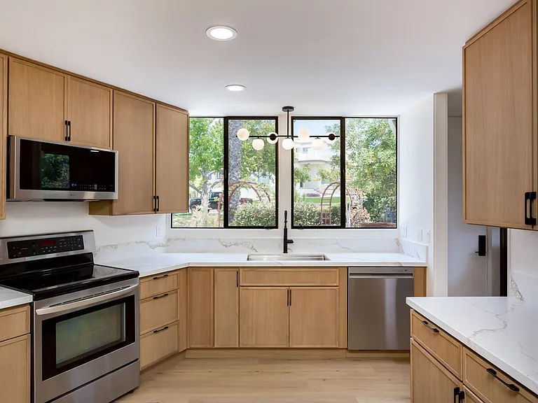 2837 Kalmia Pl — Photo 7