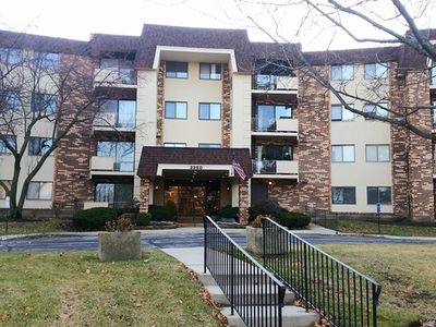 3350 N Carriageway Dr Unit 303, Arlington Heights, IL, 60004