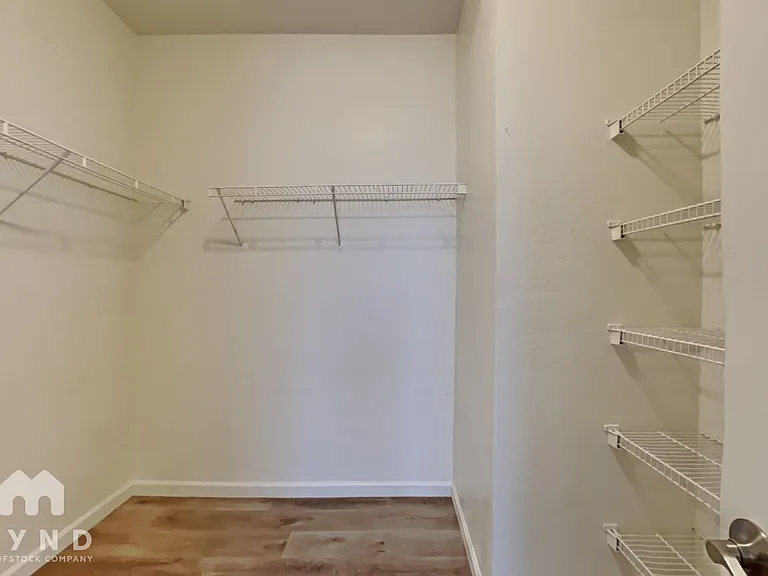 6834 S 30th Ln — Photo 13