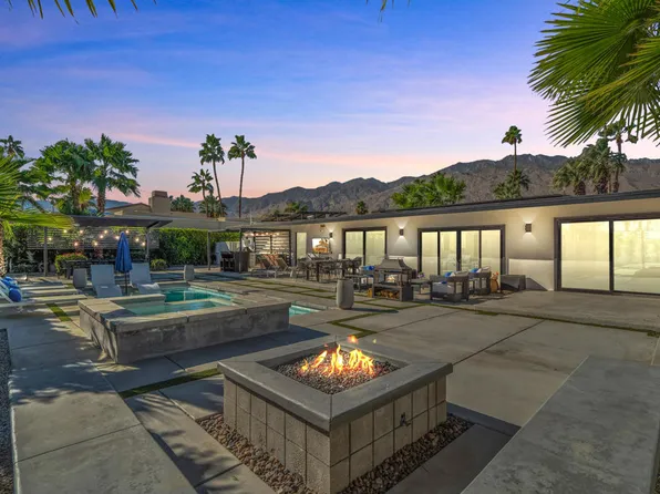 290 N Luring Dr, Palm Springs, CA 92262
