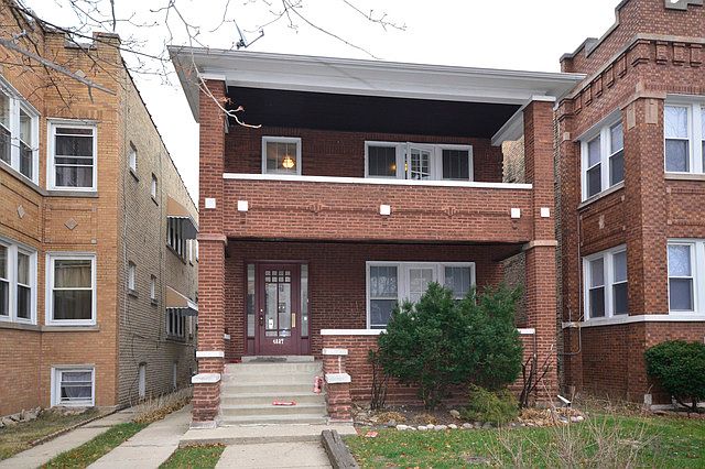 1st image of 4827 N Kedvale Ave APT 2