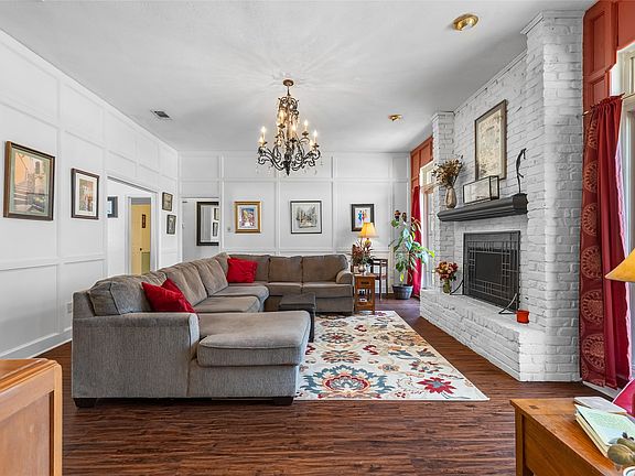 5th image of 403 Muskrat Pl