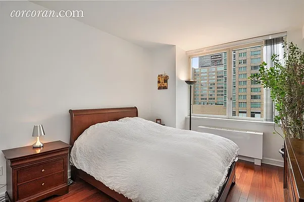 Sold by Corcoran | media 3