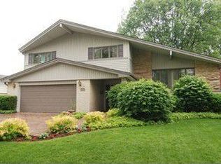 1731 Birch St, Park Ridge, IL 60068