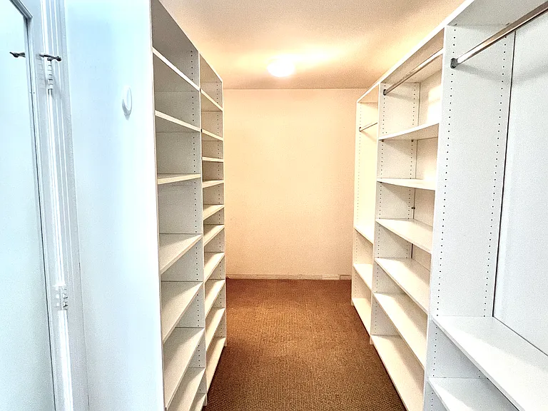 10924 Derrydown Way — Photo 17