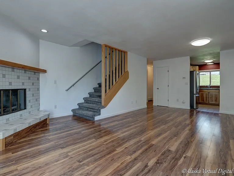 9220 Glenn Haven Dr #8 — Photo 2