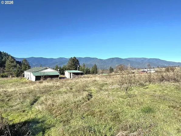1065 Panther Gulch Rd, Williams, OR 97544