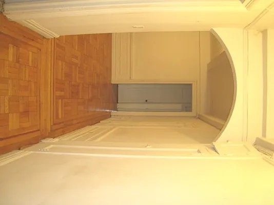 Rented by Metropolitan Equities | media 22