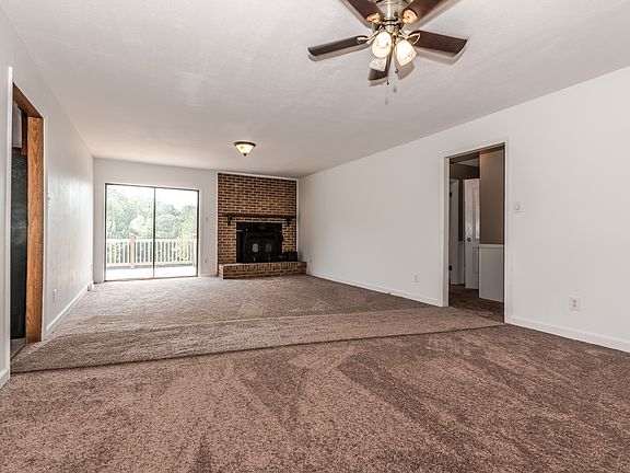 5th image of 180 Regal Cir