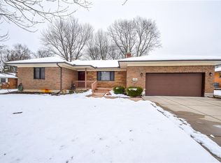 1682 Hanes Rd, Dayton, OH 45432