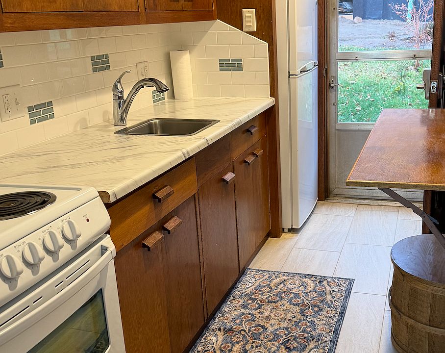 Unit 4 Galley Kitchen