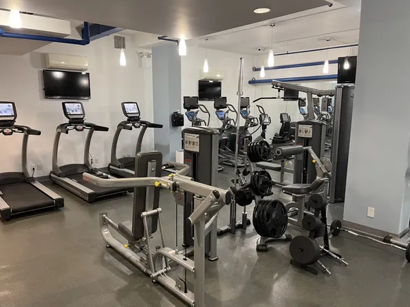 407 Park Avenue South image 13 of 14