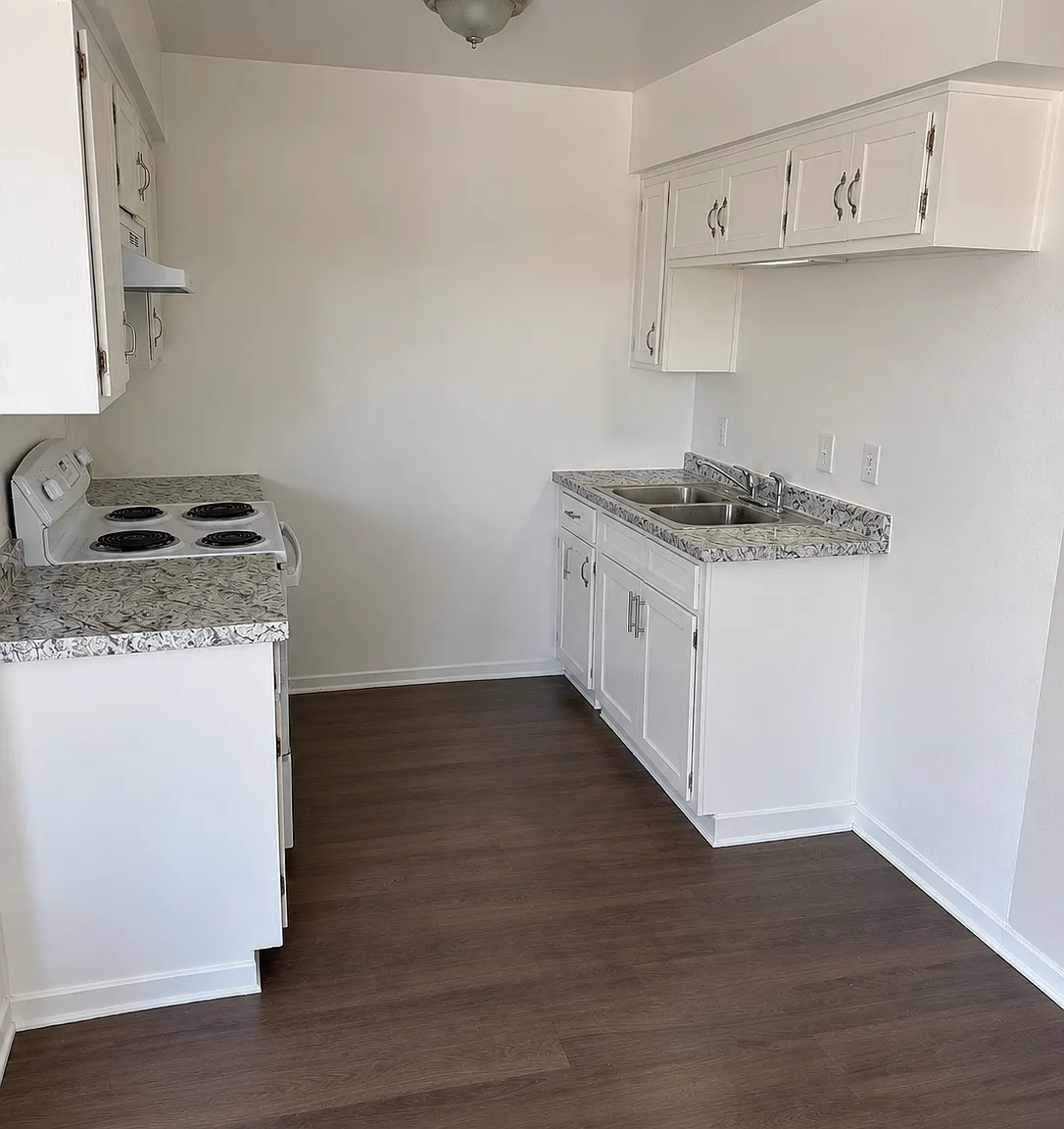 2 bed, $1,400 — Photo 1
