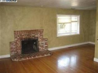 2865 Greenview Dr, Castro Valley, CA 94546