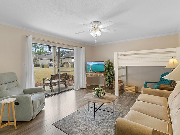 3rd image of 256 Driftwood Bay N Unit 42A