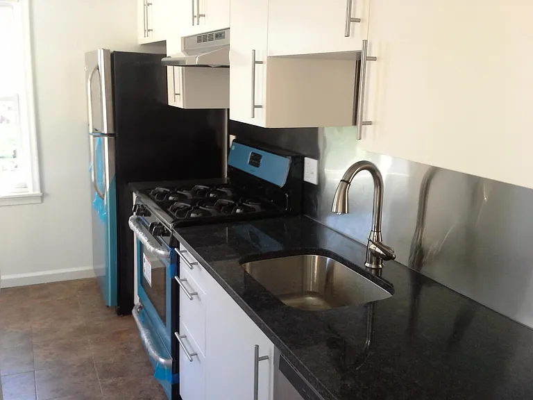 Remodeled kitchen Granite and stainless appliances