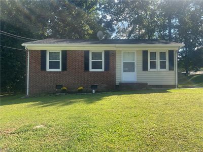 1120 E Springfield Rd, High Point, NC, 27263