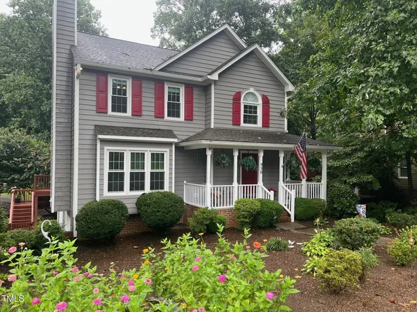 930 Saint Catherines Dr, Wake Forest, NC 27587
