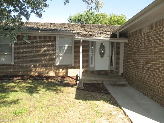 930 S Laurel, Front Porch