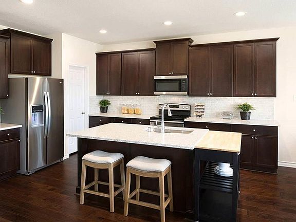 2nd image of 71 Prospector Ln
