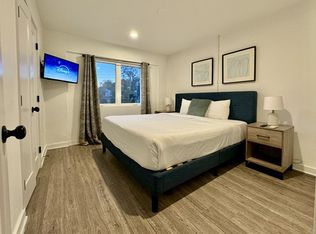 1530 Hawthorne Ln APT 3, Charlotte, NC 28205