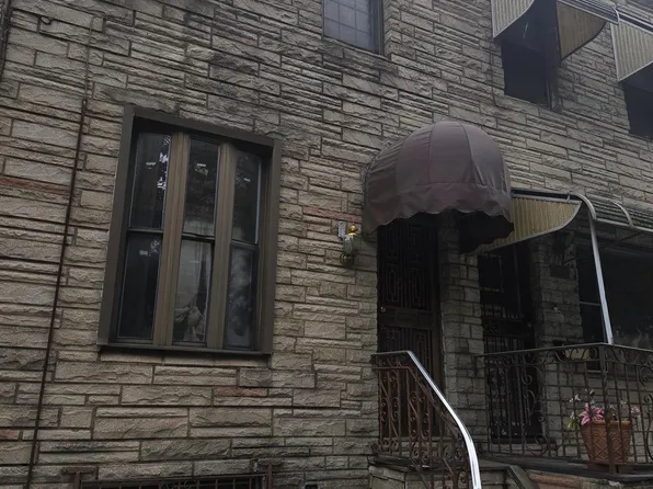 1910 S 23rd St, Philadelphia, PA 19145