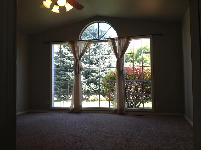 2135 N Monaco Way — Photo 3