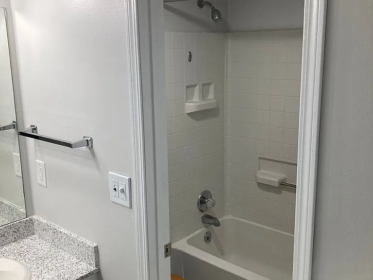 The Vibe at 8035 Apartments — Photo 84