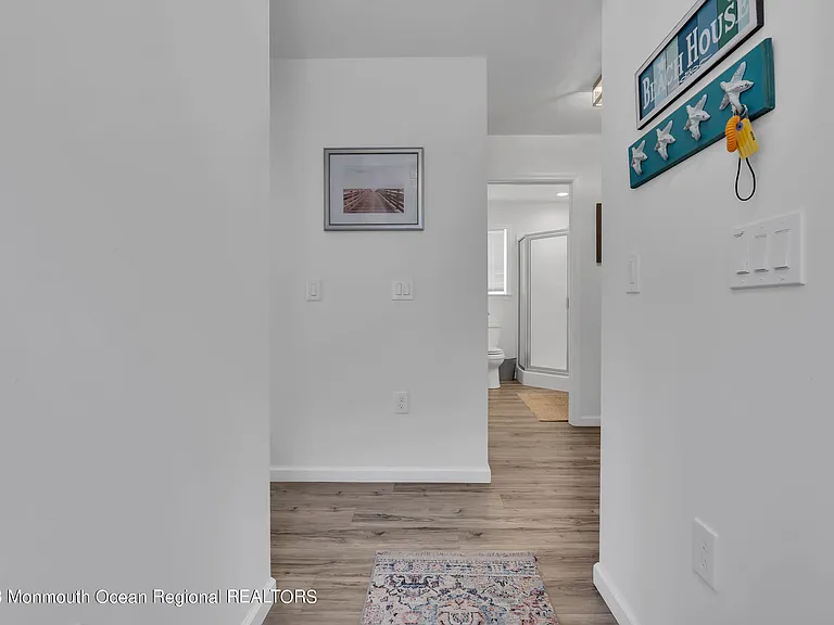 24 Virginia Ave — Photo 26