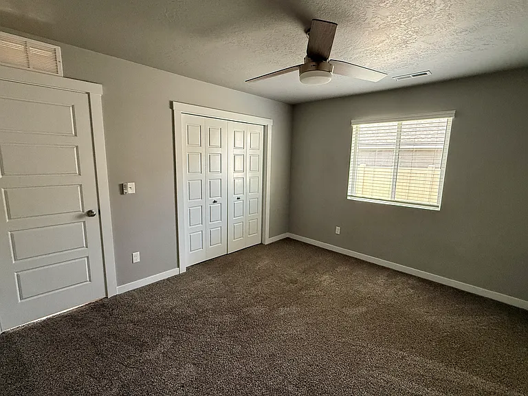 Guest bedroom 2