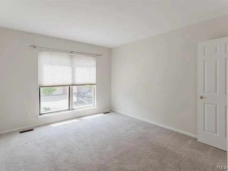 159 Allenhurst Ave — Photo 24