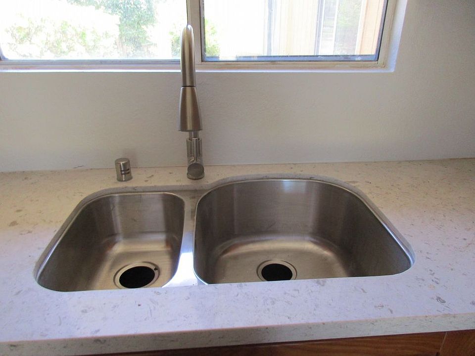 2nd image of 7533 Karlsberg Cir