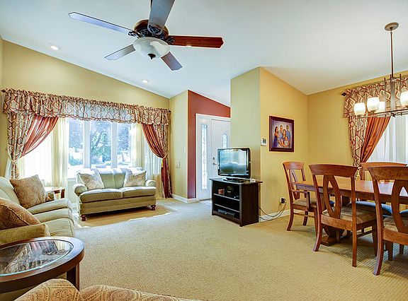 4th image of 5416 Oak Center Dr