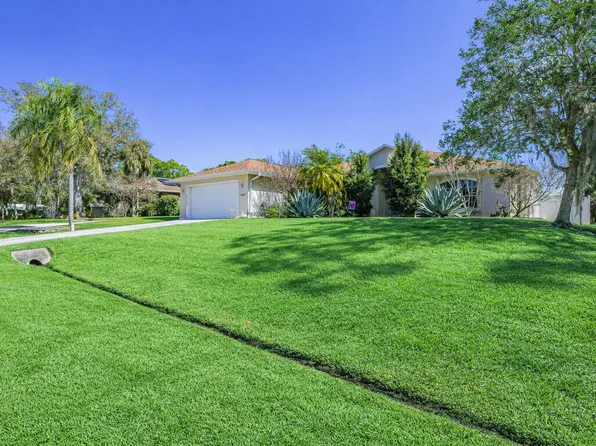 1686 Coral Reef Street, Sebastian, FL 32958