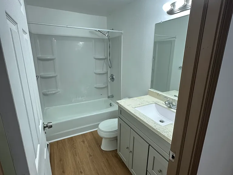 75 Mead St #1 — Photo 4