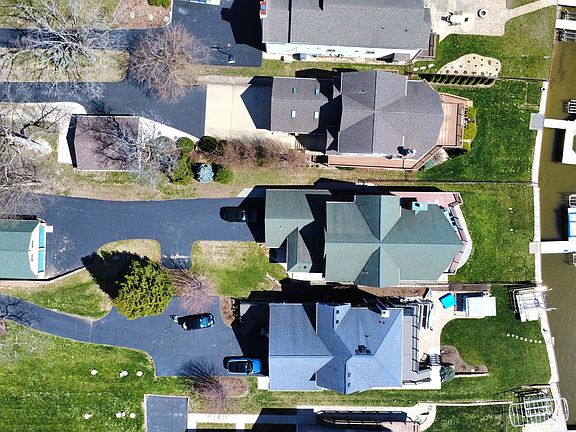 3rd image of 38379 N Drexel Blvd