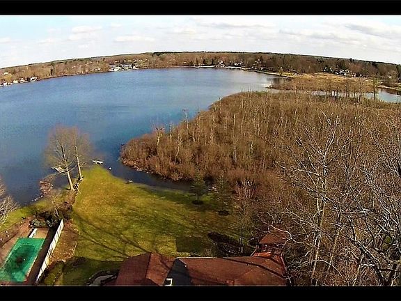 2nd image of 1342 Mockingbird Dr