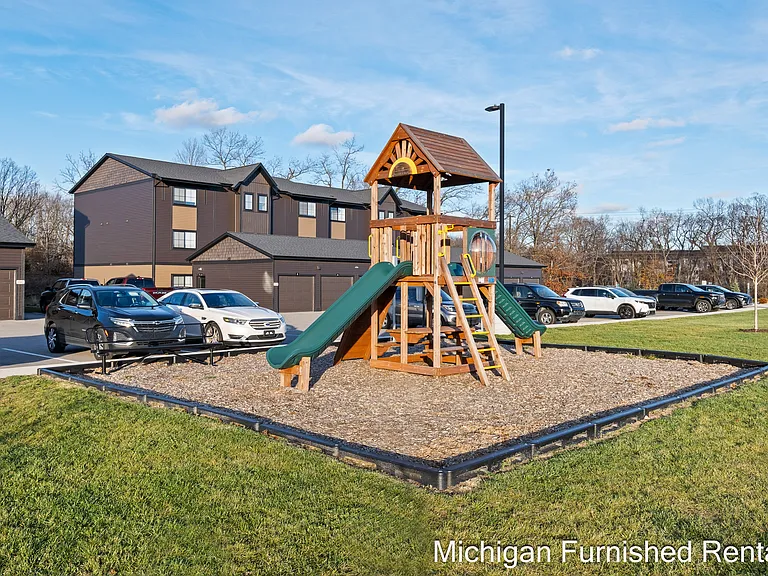 4322 Pine Forest Blvd NE #11 — Photo 29
