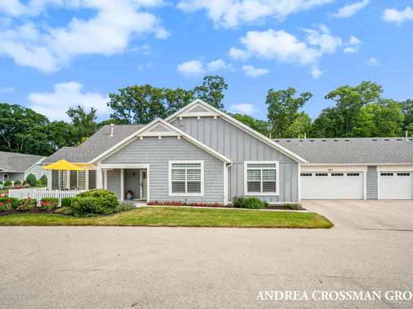 207 Janes View Dr, Holland, MI 49424