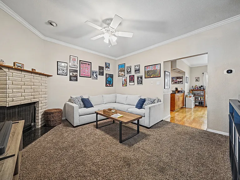 1307 Kinney Ave #155 — Photo 3