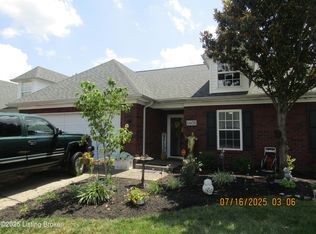 6608 Woods Mill Dr, Louisville, KY 40272