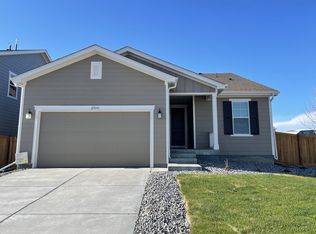 27593 E 6th Dr, Aurora, CO 80018