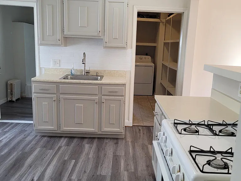 9 Shawmut Ter — Photo 5