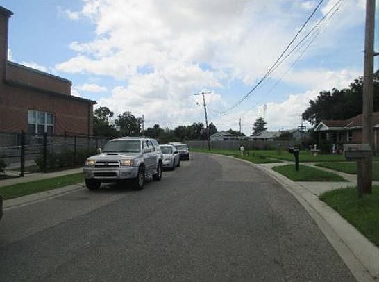 2nd image of 7211 Friscoville Ave