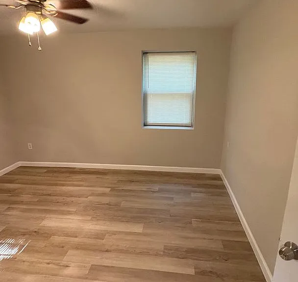 2059 Honeysuckle Ln SW #B — Photo 9