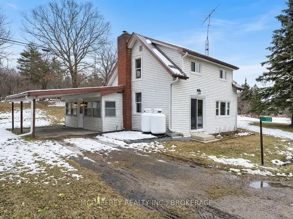 333 Burridge Rd, South Frontenac, ON K0H 1T0