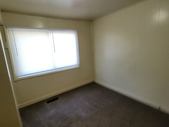 5th image of 3201 N Layman Ave
